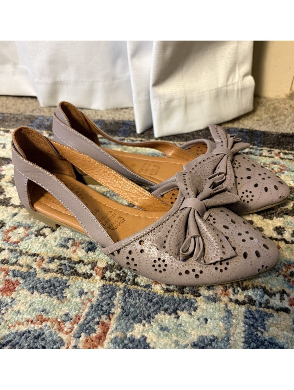 Springstep Cutout Light Purple Bow Leather Ballet Flats Size 36/US 6. Retail $80